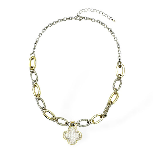 Clover necklace